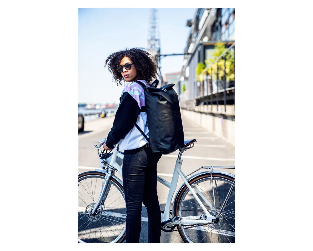 Ortlieb Commuter-Daypack Backpack (Black) (21L) - view 5